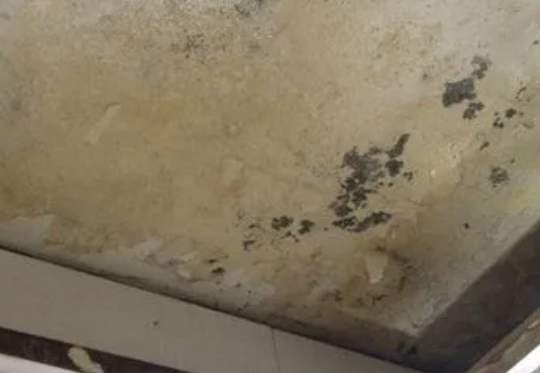 广丰阳台漏水维修公司分享下广丰卫生间渗水维修需要注意哪些问题。